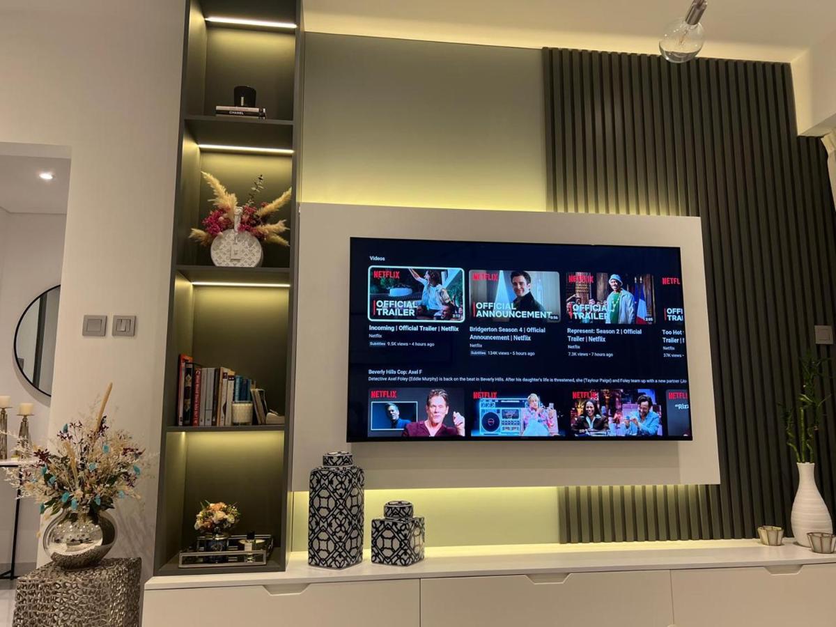 8 Boulevard Walk 'Heart of Downtown' - 3