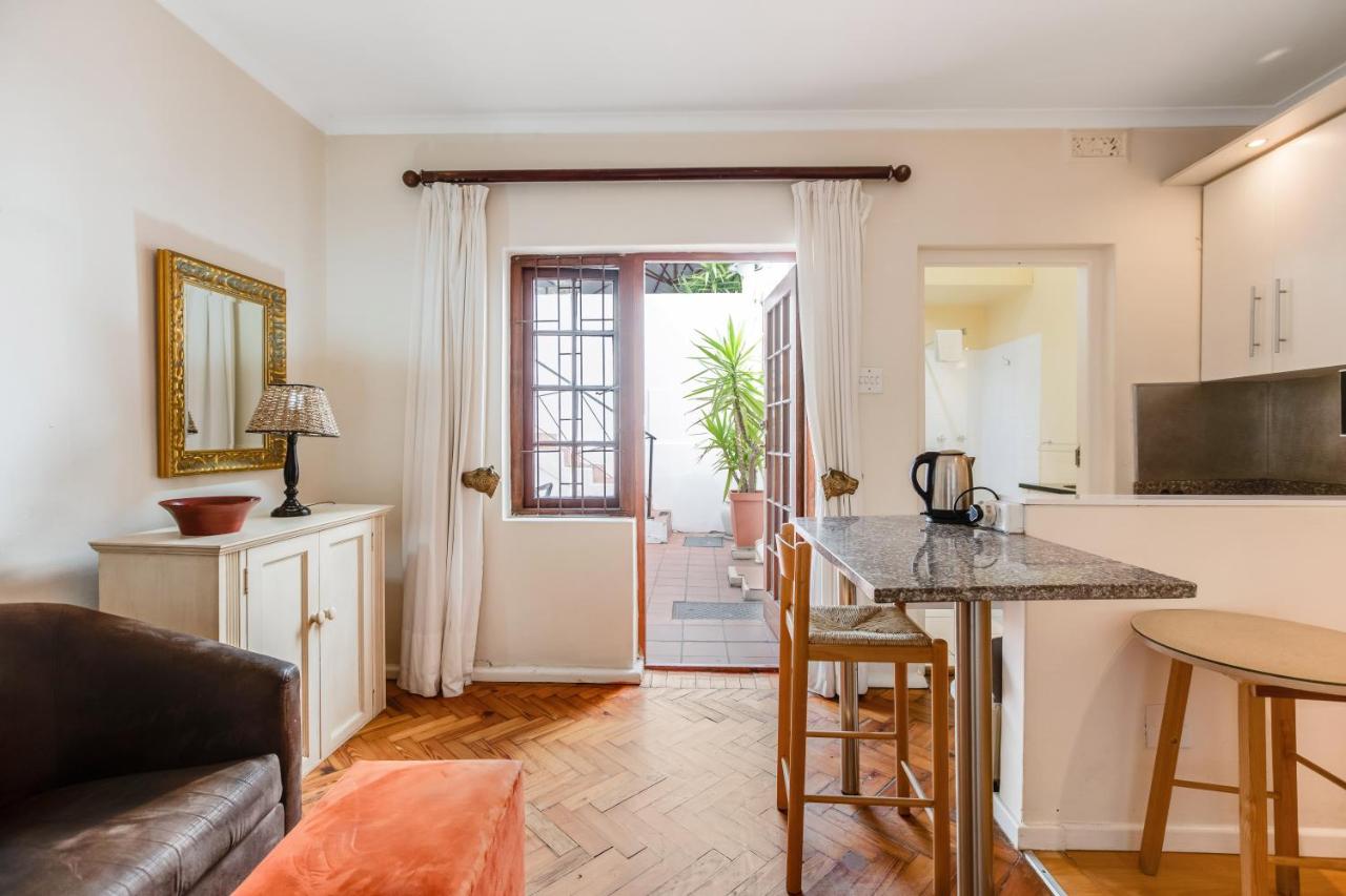 Oasis in Sea Point - 5