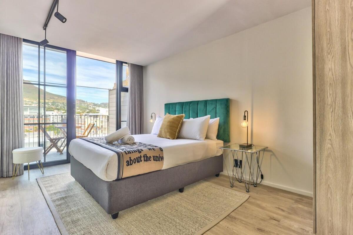 Loft Style Apartment in of the heart of East City. Views&Balcony - 2