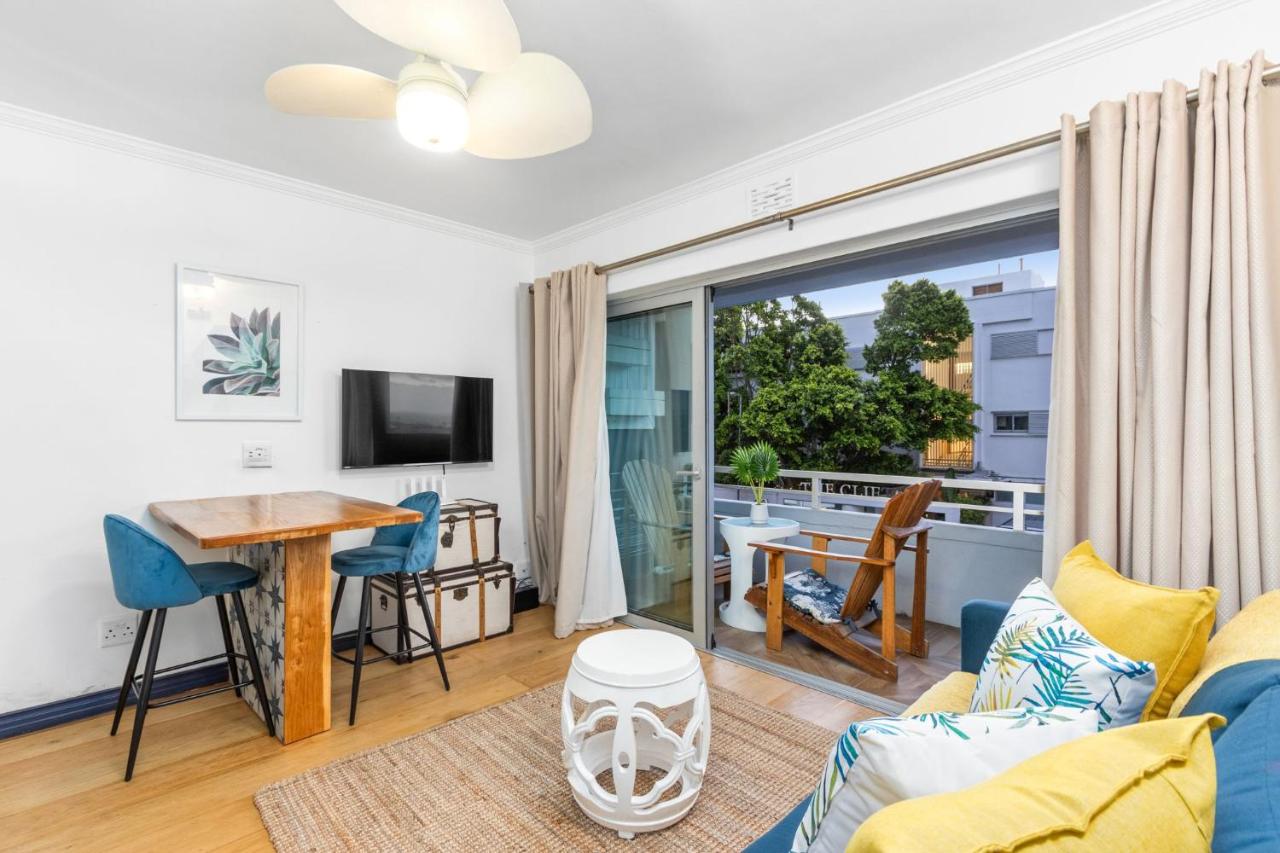 Clifton Studio 104 - 5