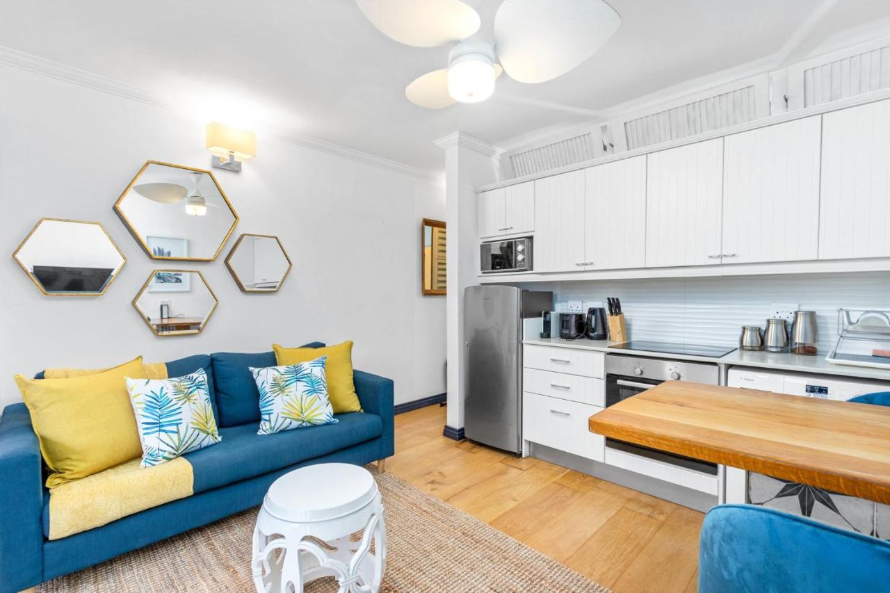 Clifton Studio 104 - 4