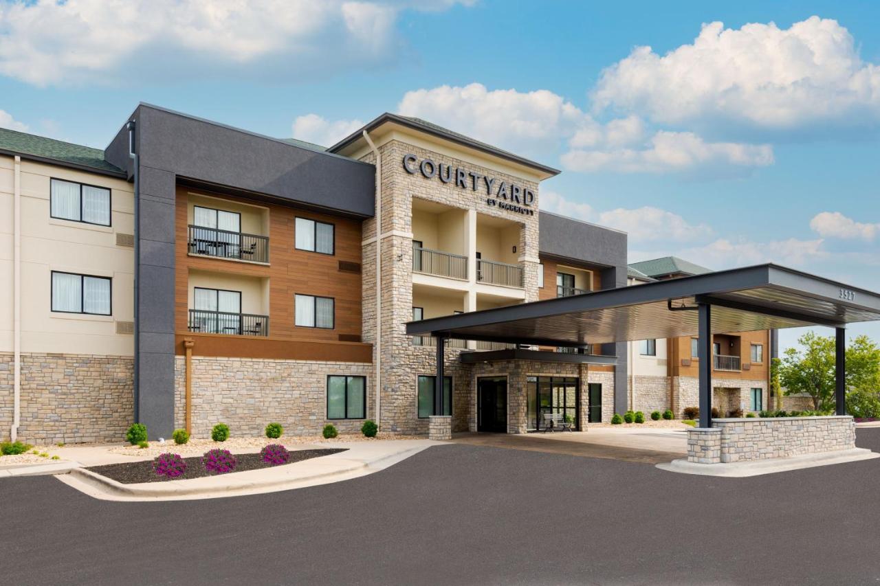 Image: Courtyard by Marriott Springfield Airport