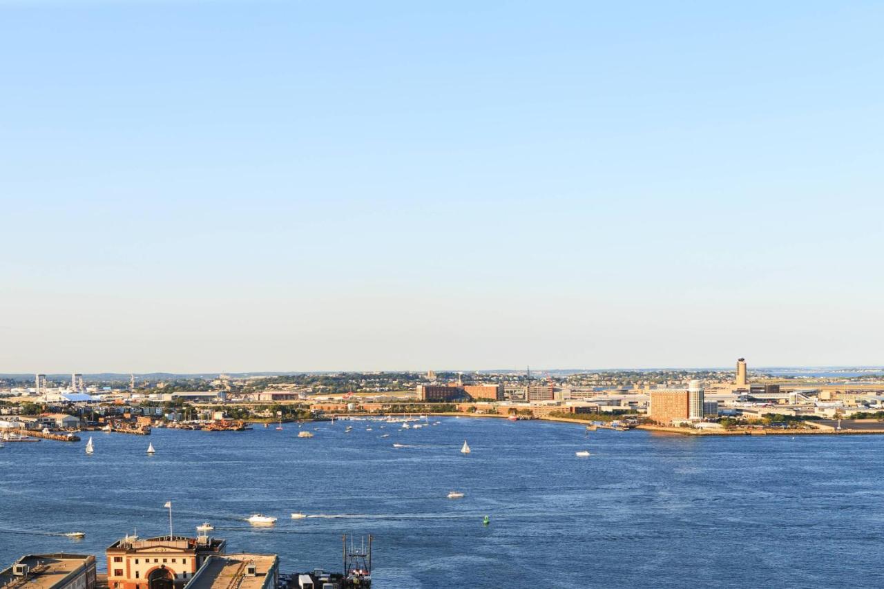 Renaissance Boston Seaport District — photo 9