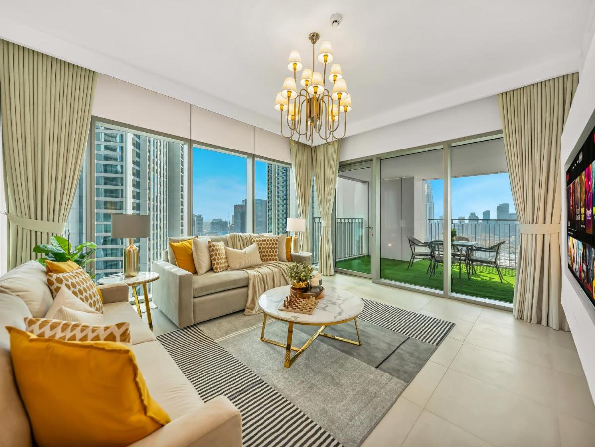 Kensington 3BR plus Maid Burj View & Dubai Mall Linked - 5