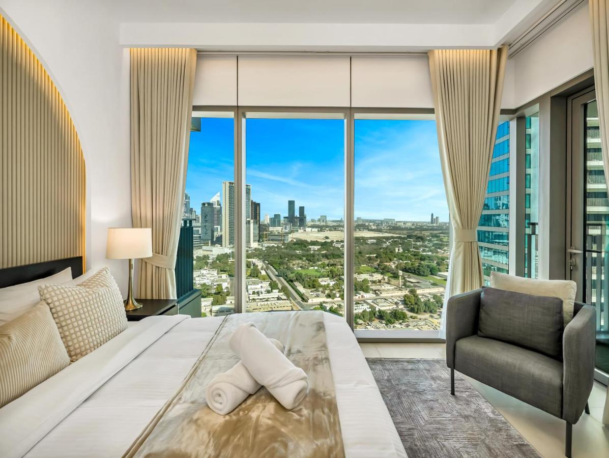 Kensington 3BR plus Maid Burj View & Dubai Mall Linked - 2