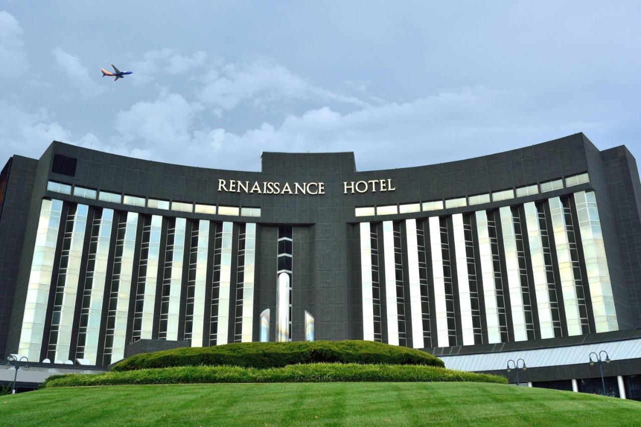Renaissance St. Louis Airport Hotel — photo 1