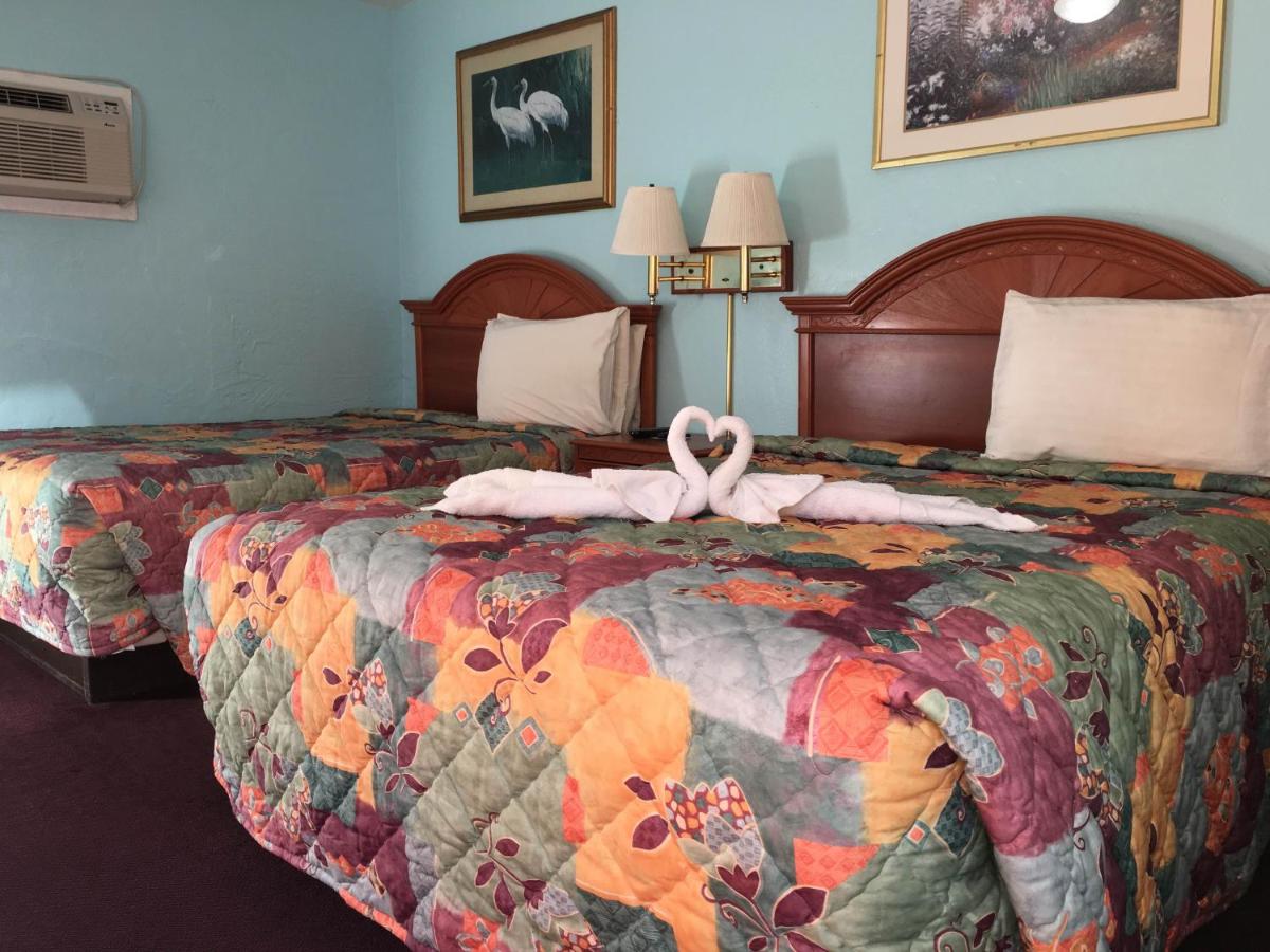 Regal Inn — photo 16