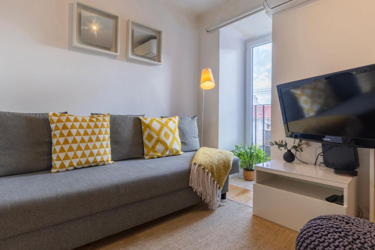 Cozy 1BDR Apartment by LovelyStay - 5