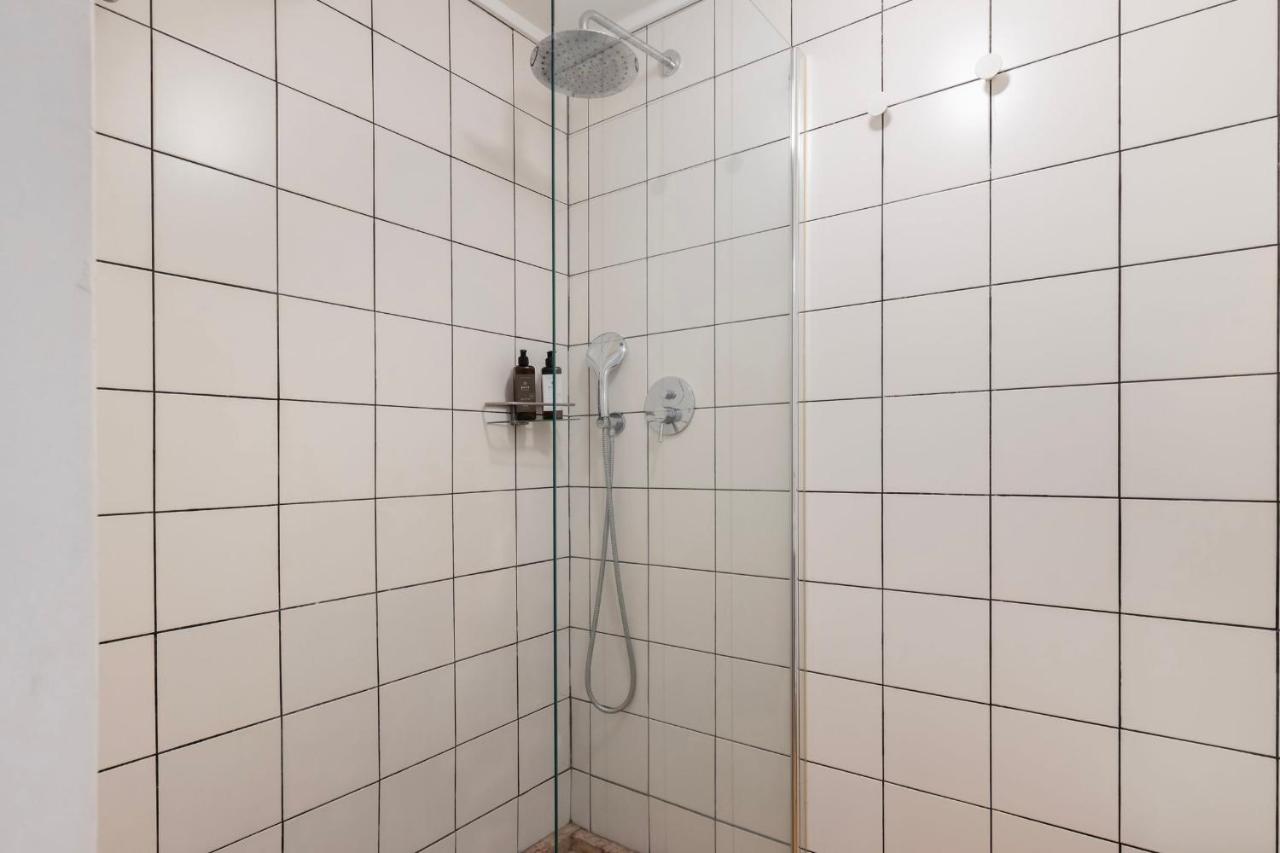 Cozy 1BDR Apartment by LovelyStay - 2