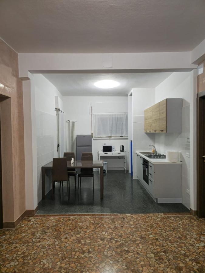 MMM HOME Train Station 2 - 4