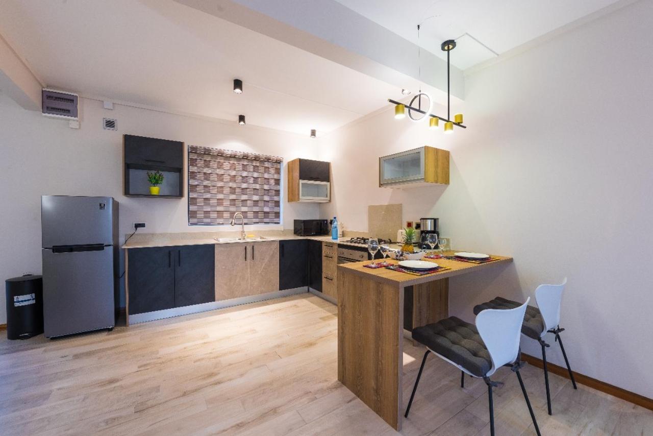 Suriyah Apartments - Modern and Comfortable - 4