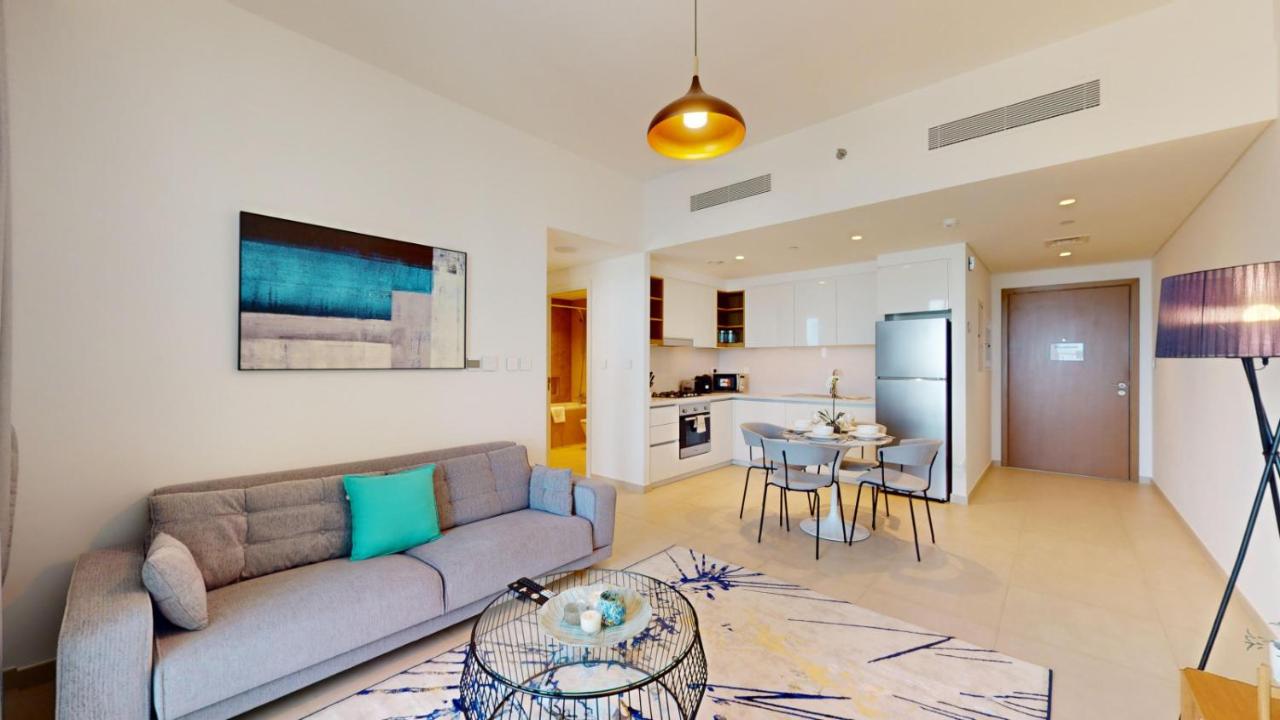 Vacationer Holiday Homes l High Rise 1 Bedroom l Close to Dubai Mall l Pool Access with Burj Khalifa Views - 5