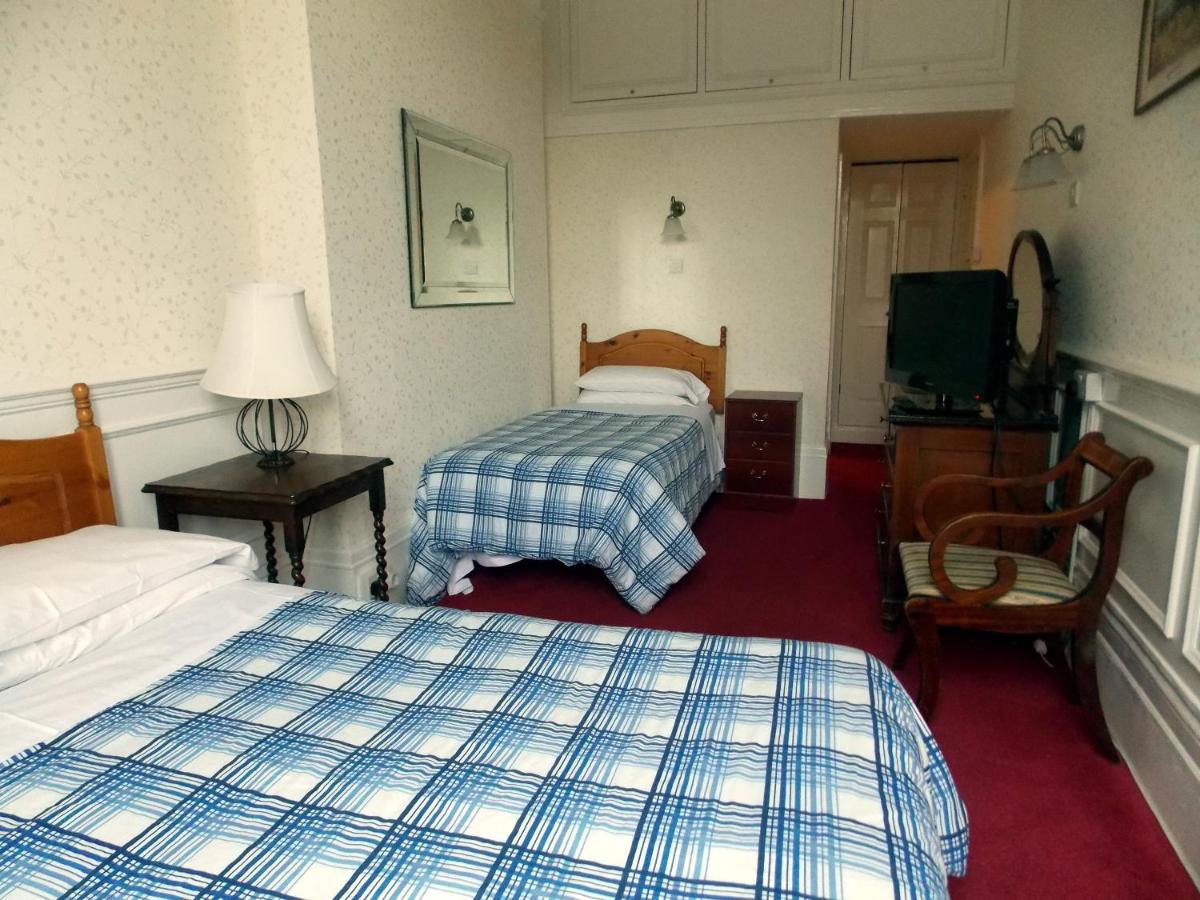 Dillons Hotel - Laterooms