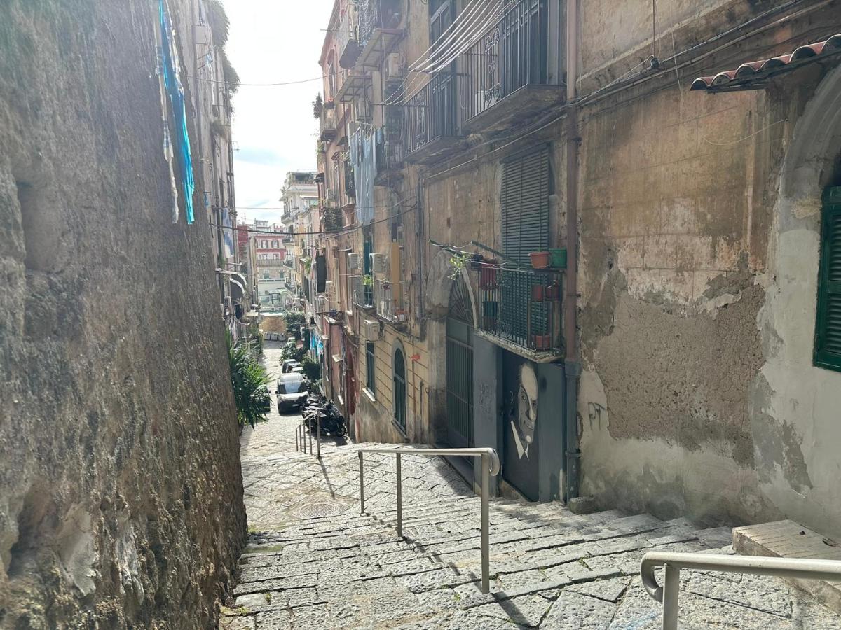 Bilocale a Chiaia vicino a Via dei Mille - 5