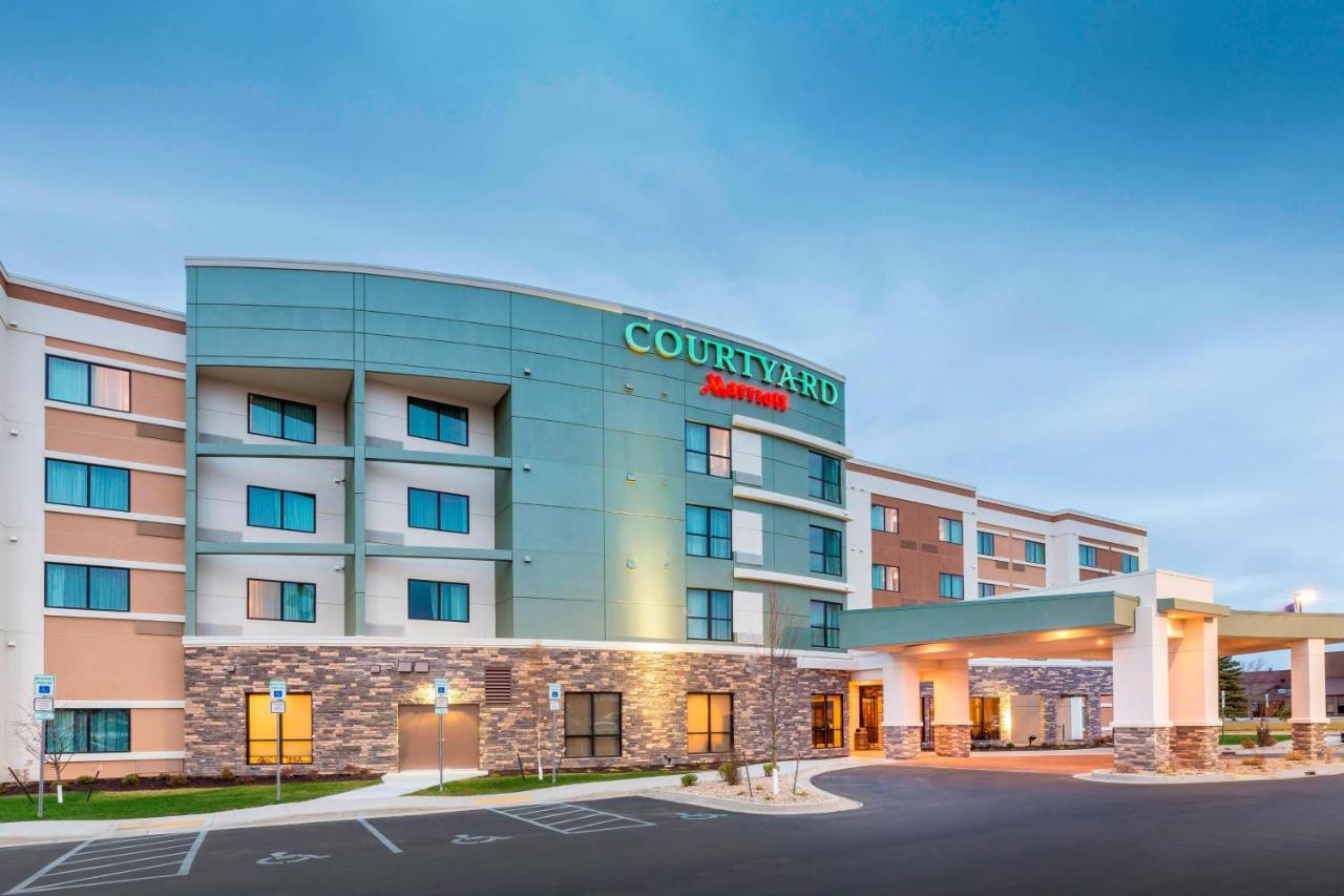 Image: Courtyard by Marriott Bismarck North