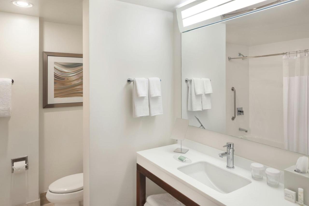 Courtyard Miami Dadeland - 5