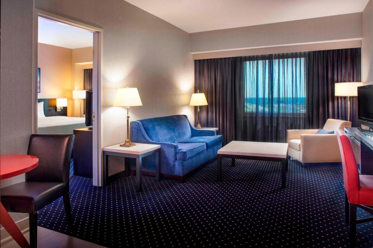 Courtyard by Marriott New York JFK Airport - 2