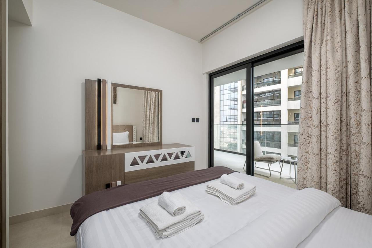 Elegant 1 Bed Apartment in Binghatti Creek - 2