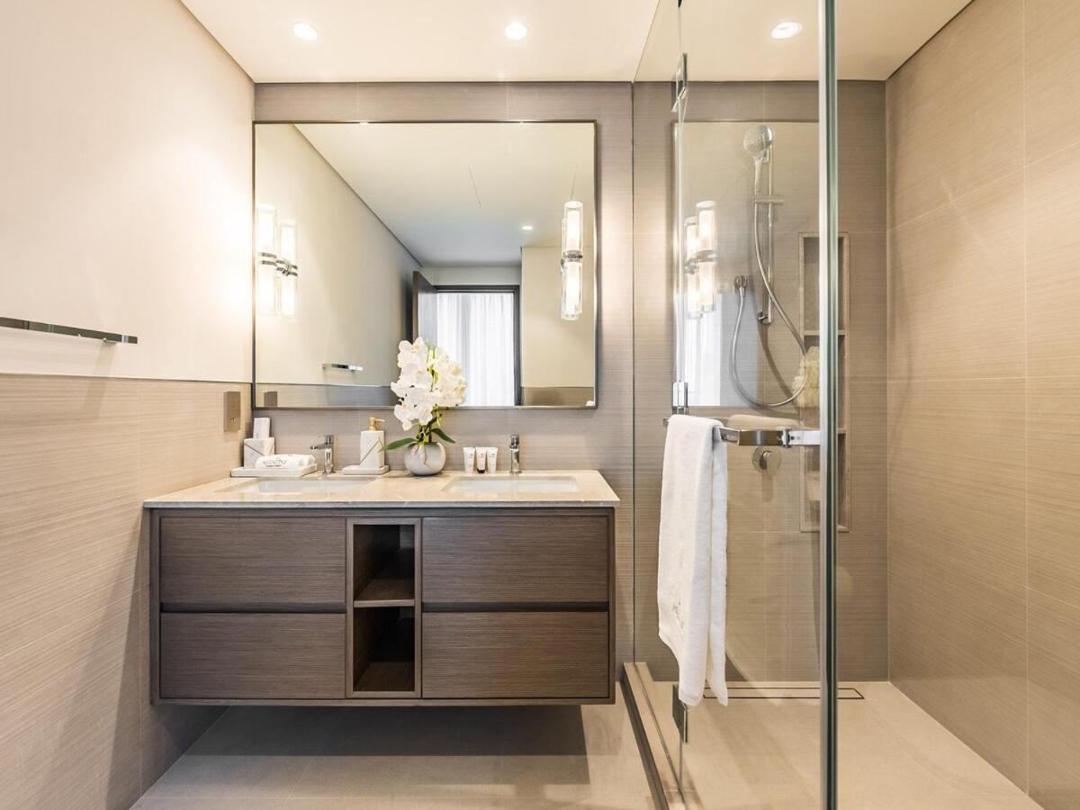 2 BR - Grande Signature - Burj Khalifa View - 3