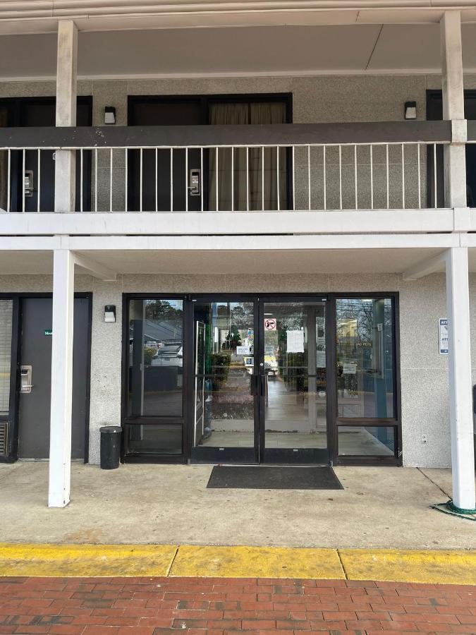 Brookwood Inn — photo 11