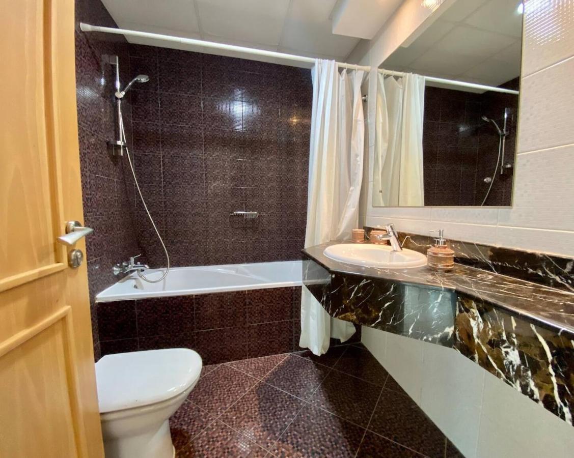 Cozy 1 Bedroom Apartment with Marina and Sea View Z1306 - 3