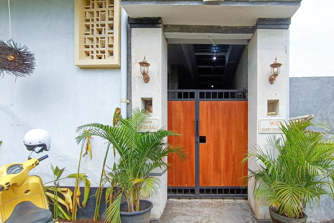 Widi Guest House near GWK Mitra RedDoorz - 2