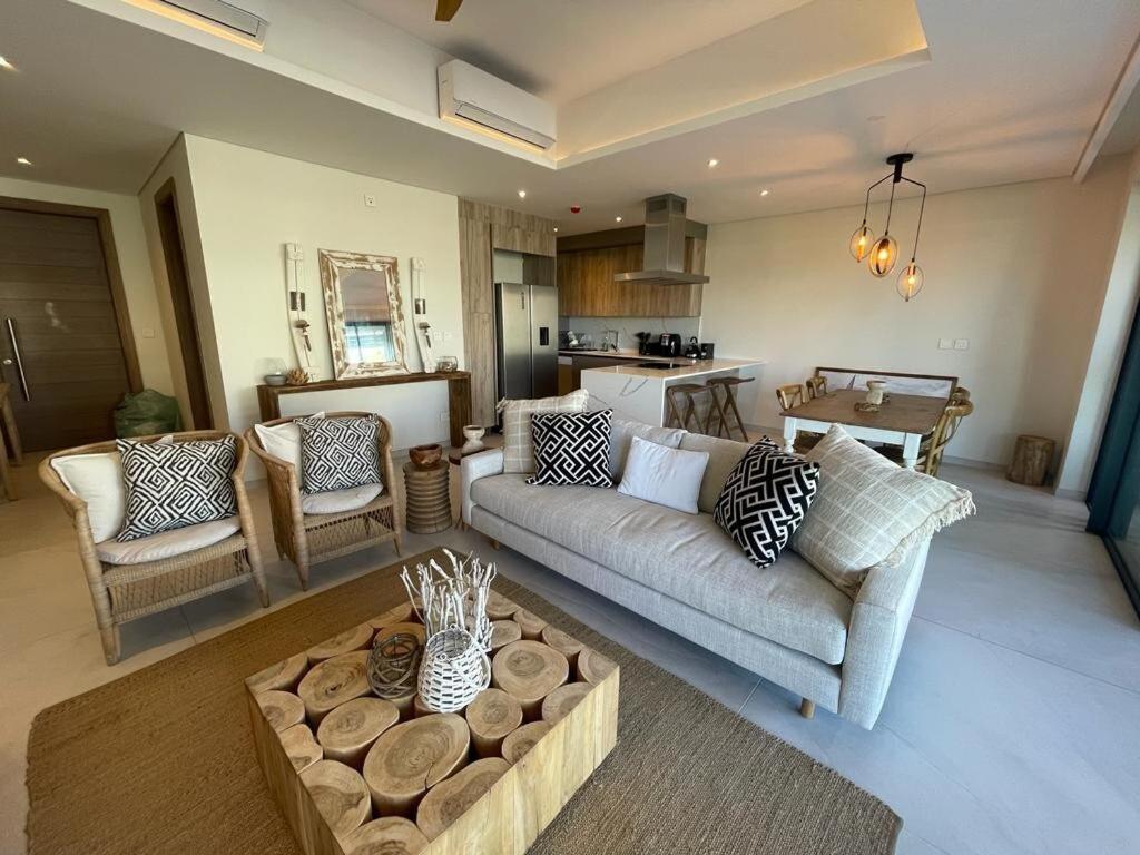 Luxury Living Mont Choisy Golf Estate! - 5