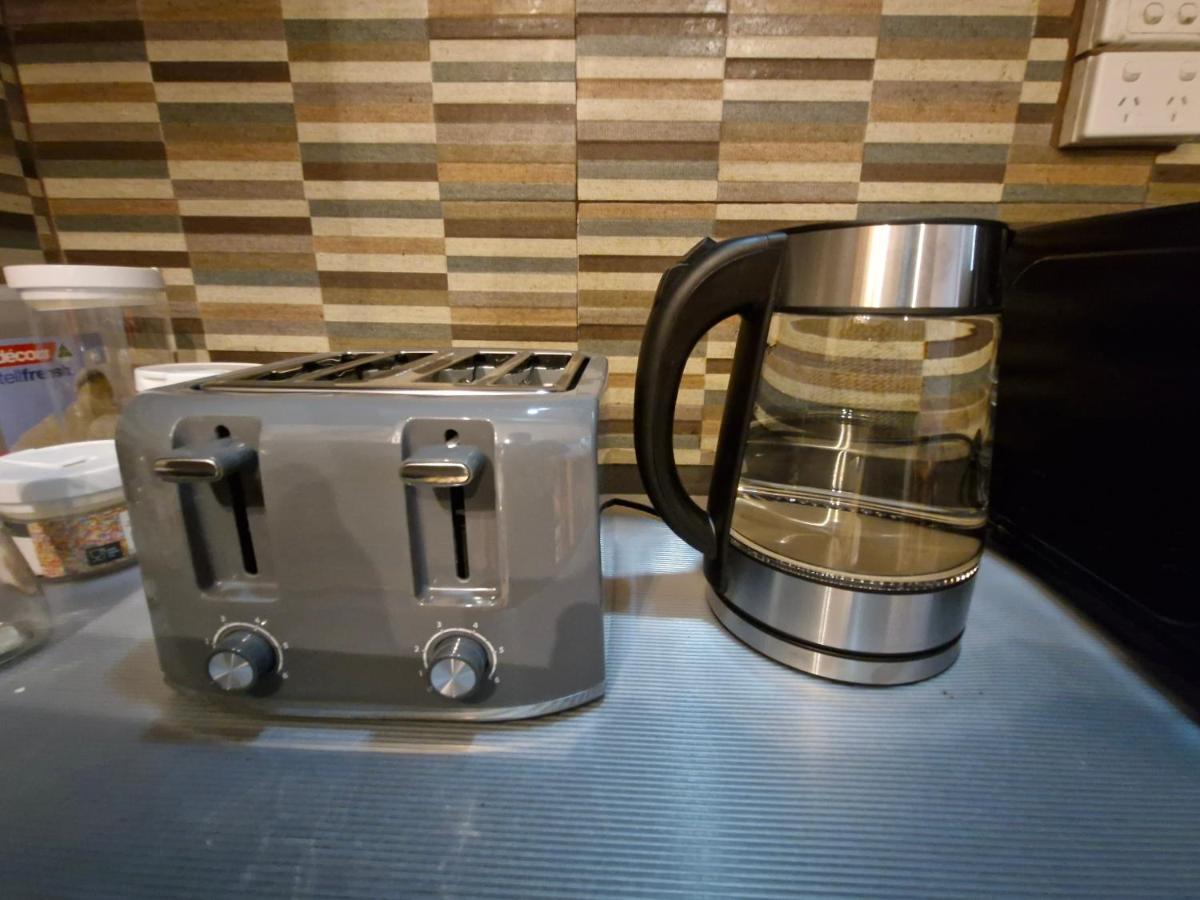 Tropical Almond Haven - 4