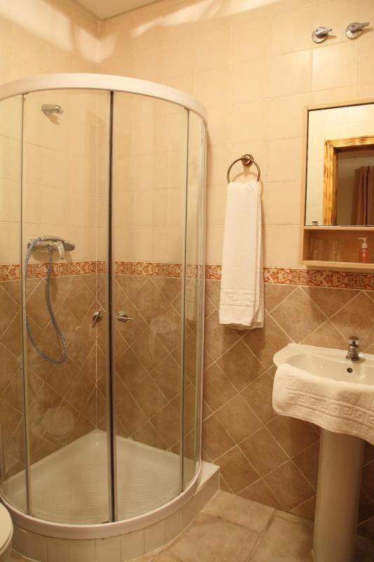 Hostal Rincon De La Higuera, Casabermeja – Bijgewerkte ...