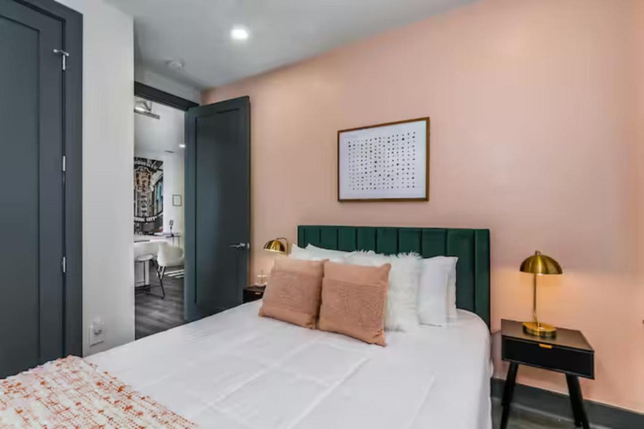 Nashville Oasis at The Muse Modern 2BR with Balcony Rooftop Views - 3