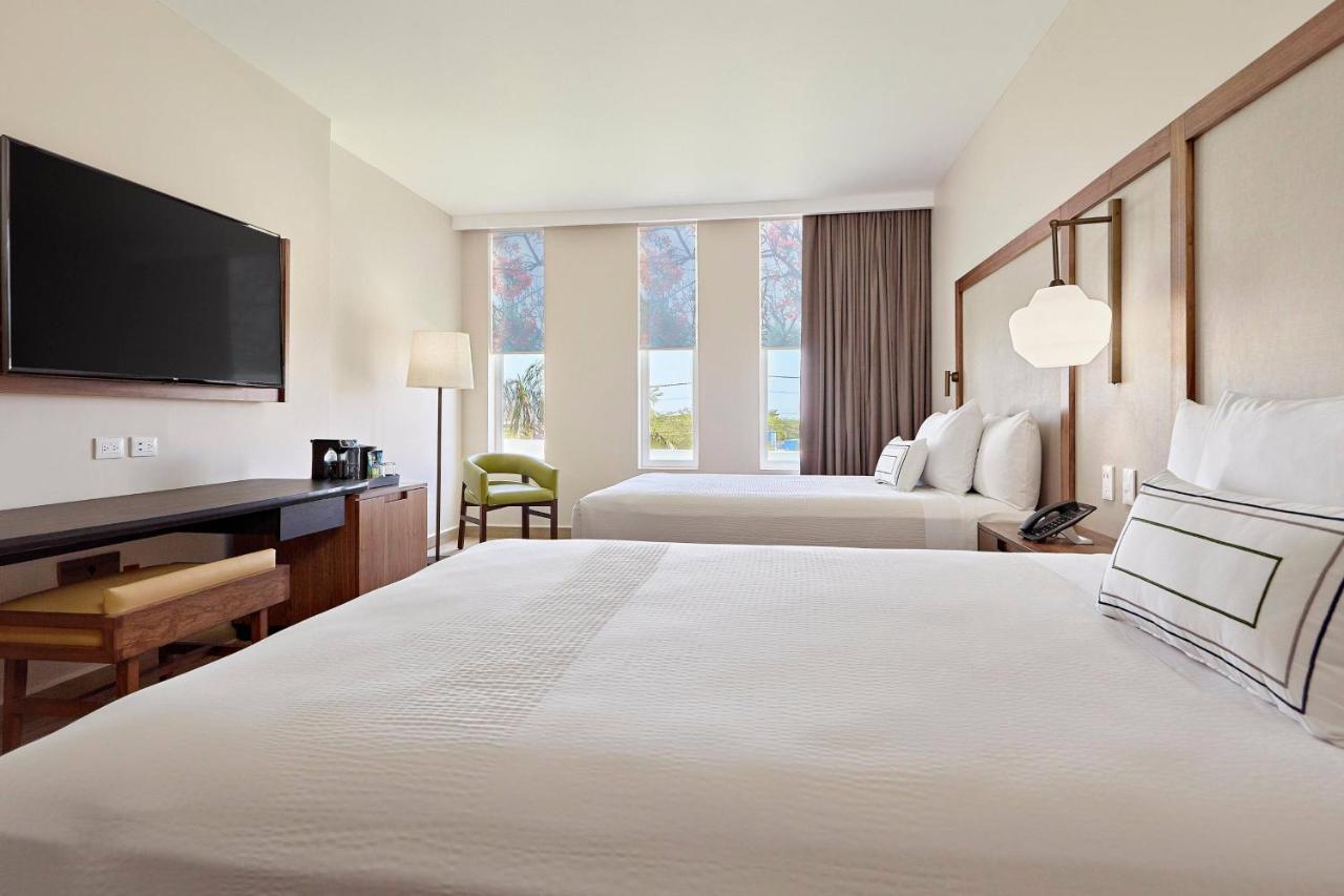 Fairfield Inn & Suites by Marriott Cancun Airport - 2