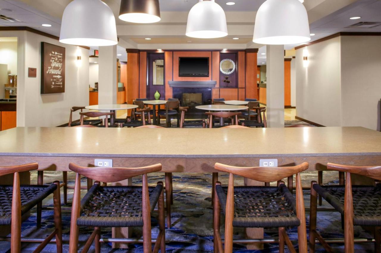 Budget Inn & Suites — photo 21