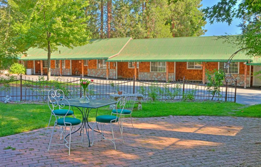 Strawberry Valley Inn — photo 14