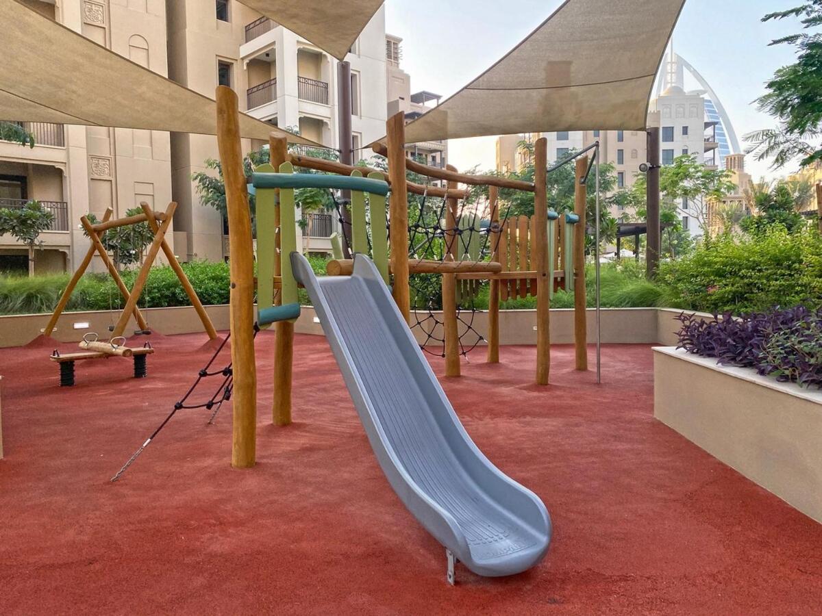 1 Bedroom Apartment with Burj AlArab View from your Balcony R507 - 5