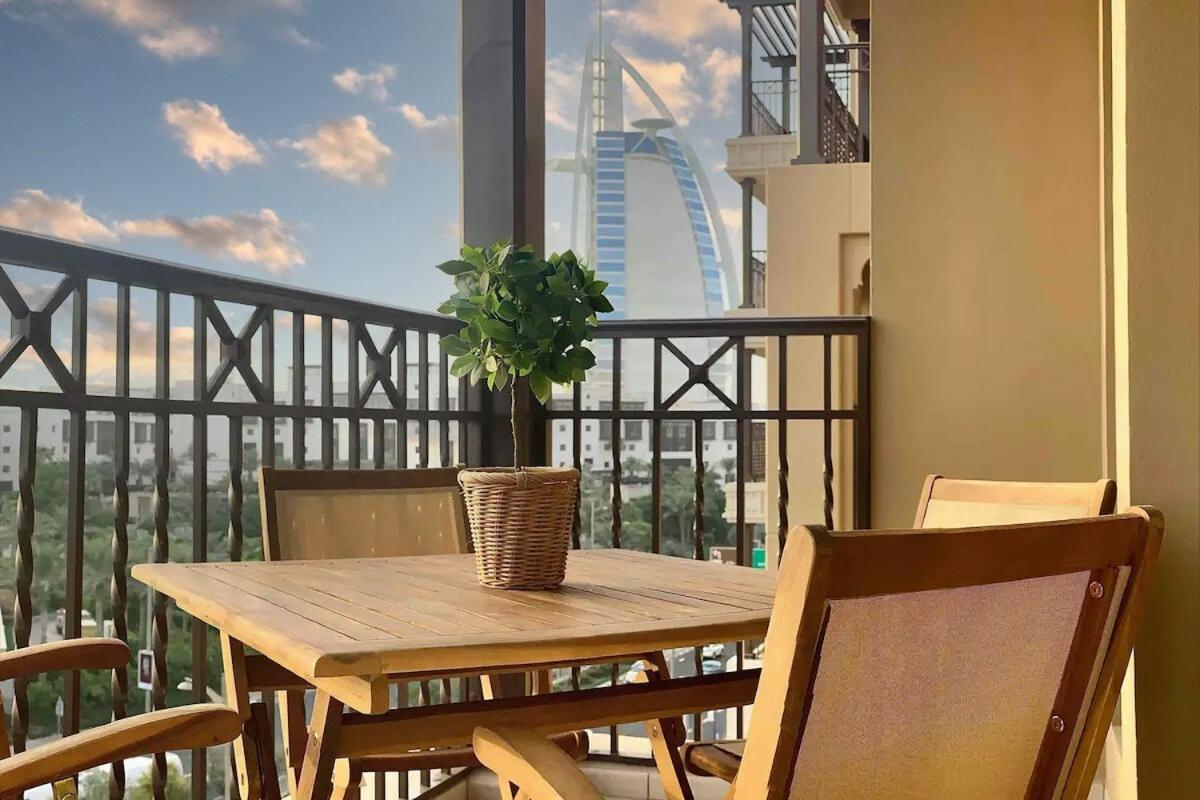 1 Bedroom Apartment with Burj AlArab View from your Balcony R507 - 4