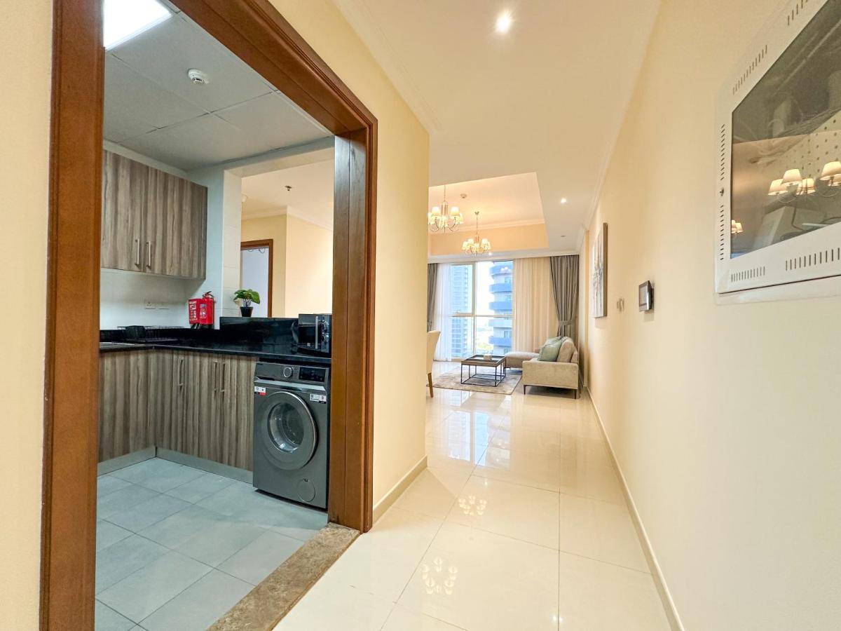 Elegant 1BR in Dunya Tower, Downtown Dubai 12AB10 - 5