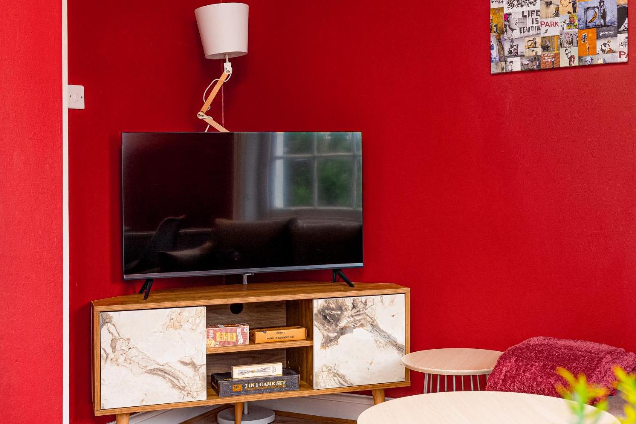 Charming Two Bedroom in Camden - 5