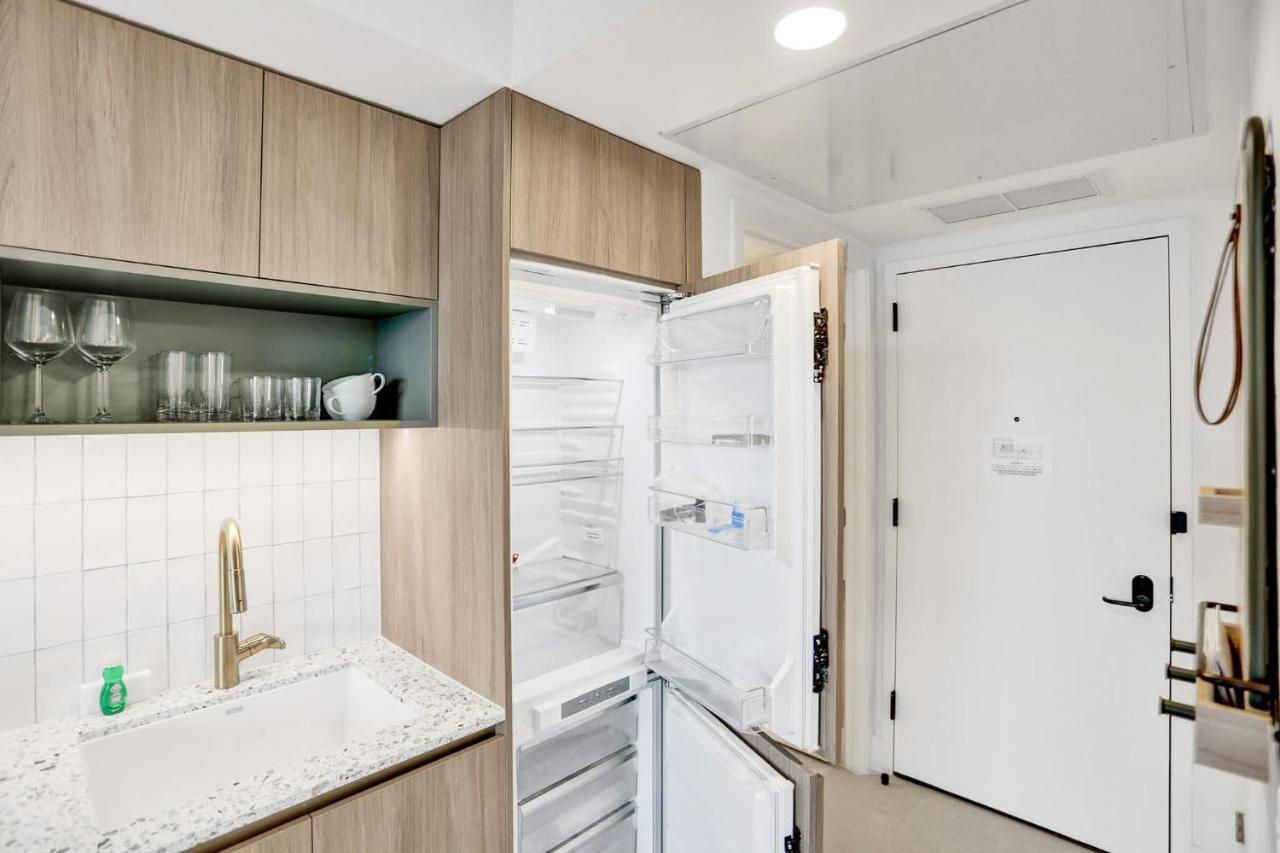 La Terrasse by VIAC - Luxury Bay View Studio with Balcony 29th Floor Miami - 3