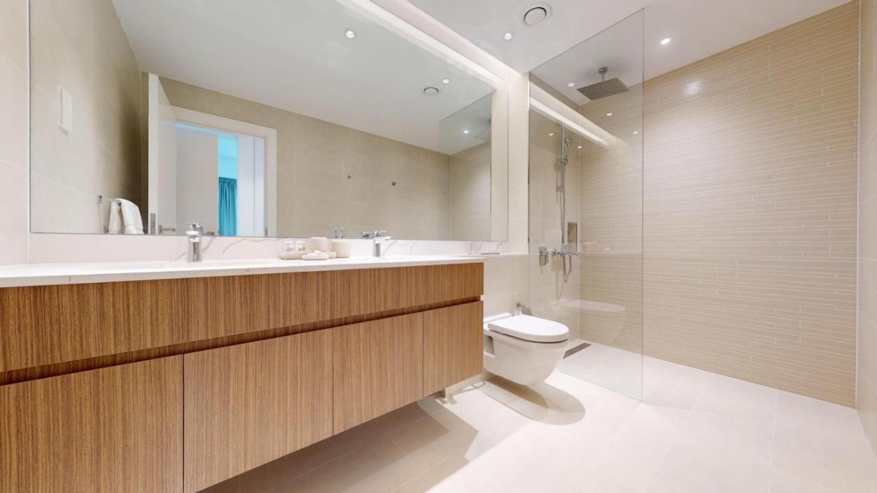 Vacationer Holiday Homes I Elegant 2 Bedroom l Serene Modern Retreat l Close to Beach l Port De La Mer - 3