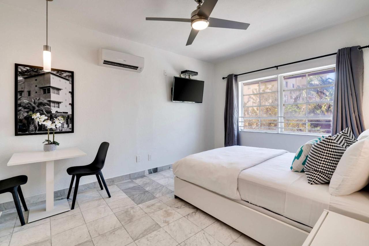 Best location by the Beach ! Free WiFi - TV - All amenities 103 - 5