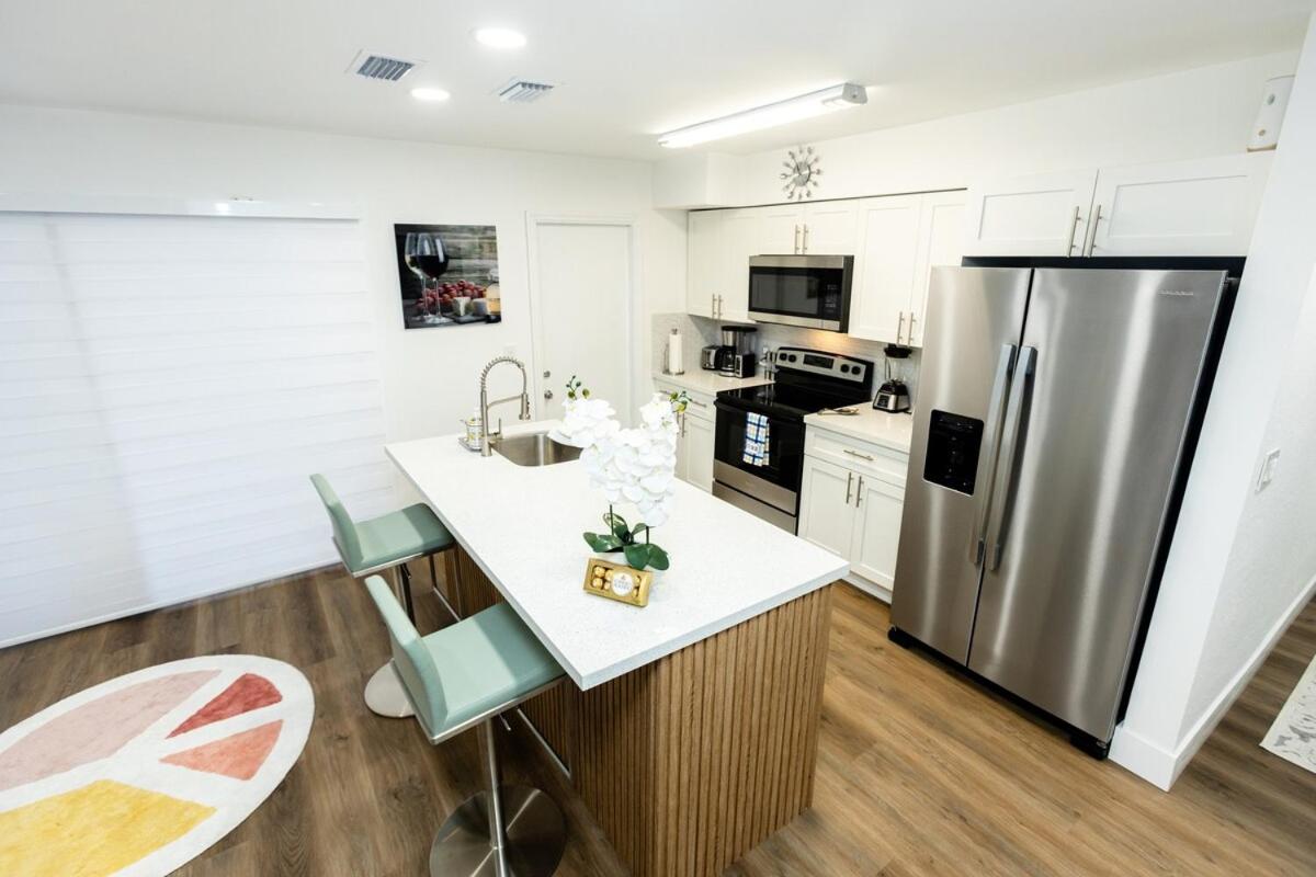 Your Perfect Oasis in Miami! - 4