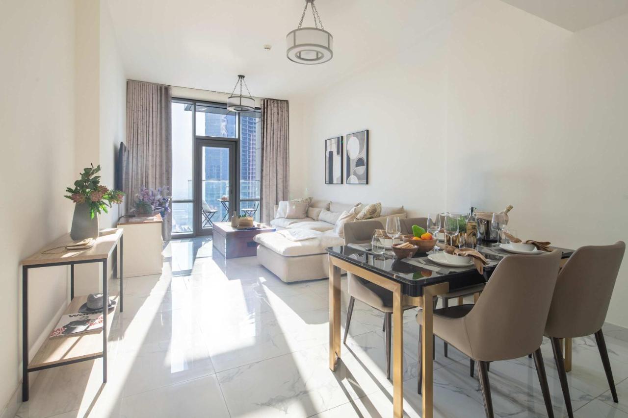 Frank Porter - Amna Tower - 5