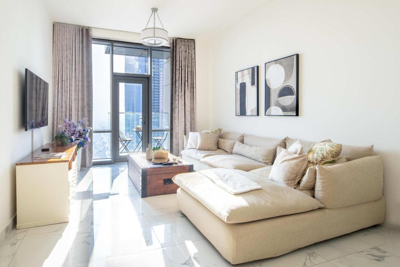 Frank Porter - Amna Tower - 2