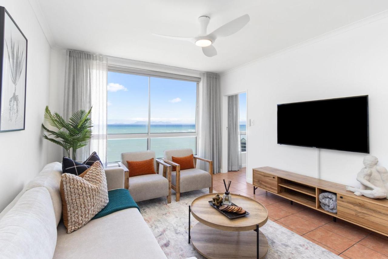 Odeon Towers 1007 - 4