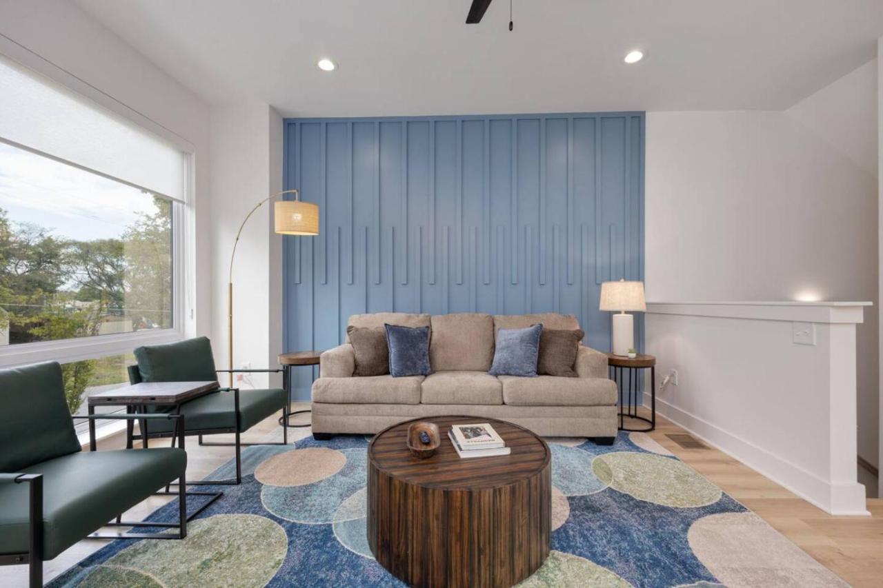 Tennessee Whiskey & "The Ryman" - Dual Townhomes!