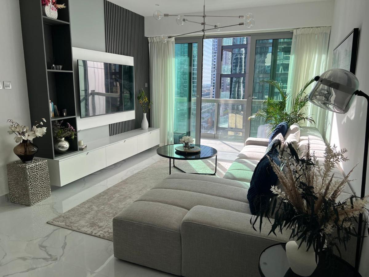 8 Boulevard Walk 'Heart of Downtown' - 2