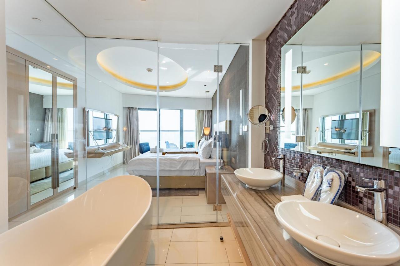 3 Bed in DAMAC Paramount by PK Holidays - 3