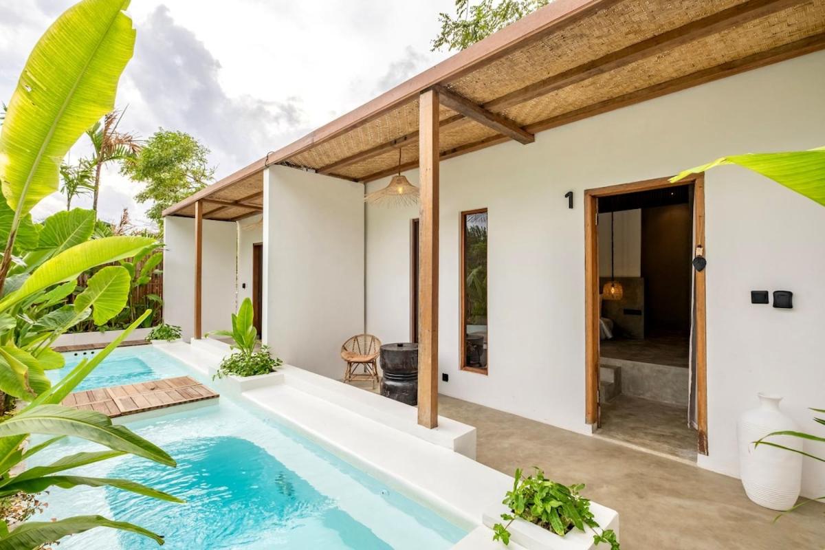 Modern Uluwatu Studio Apartment and Pool - 4