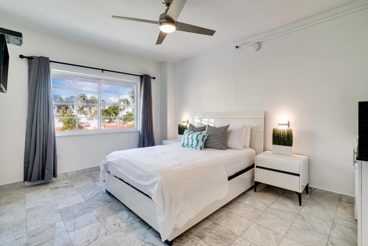 Best location by the Beach ! Free WiFi - TV - All amenities - 2