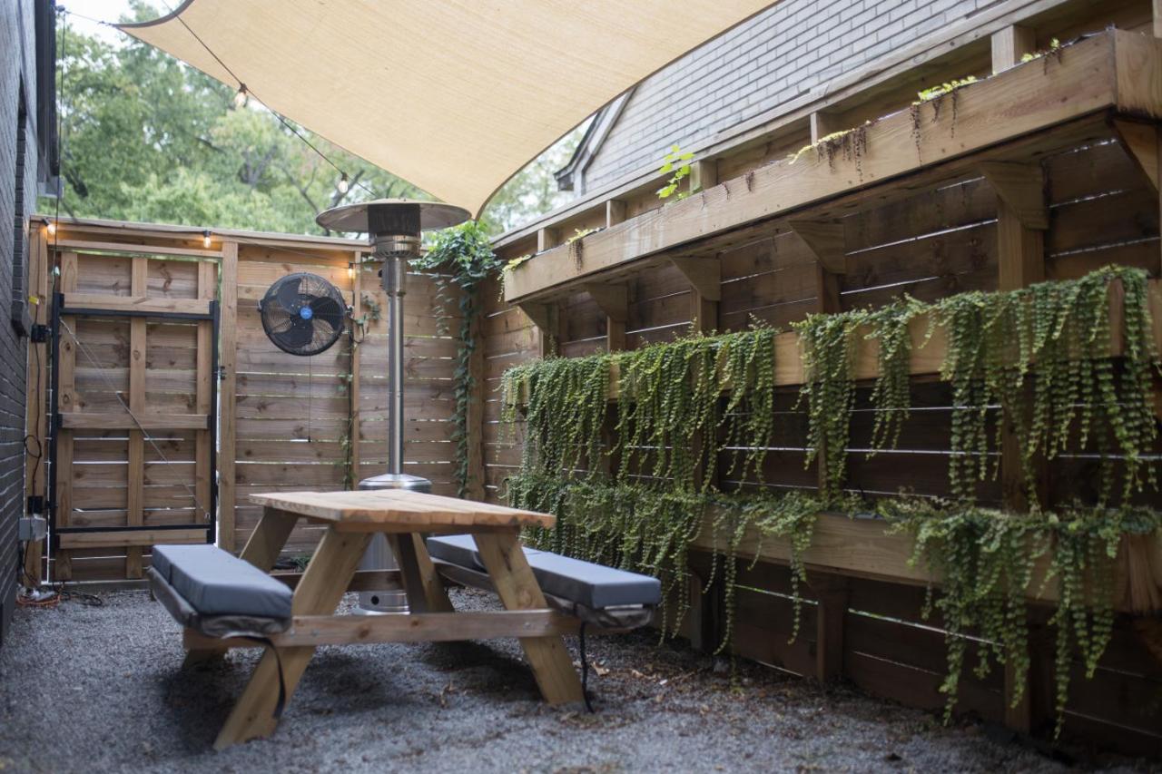 Walk to Restaurants Outdoor Patio with Grill and Fit Pit 1 Mile to Stadium and Downtown - 5